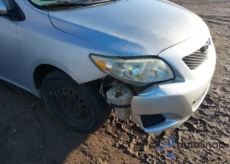 2010 Toyota Corolla Le z USA, uszkodzony, nr VIN 2T1BU4EE7AC407636